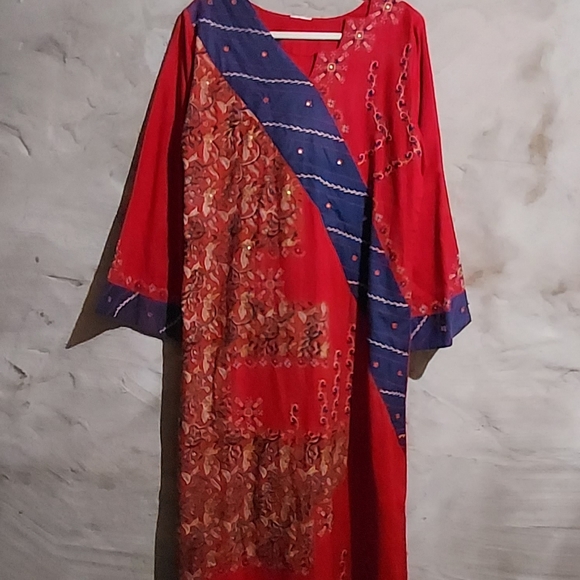 Vintage 1970's Indian caftan w/ gilded beading & embroidery - Picture 8 of 15